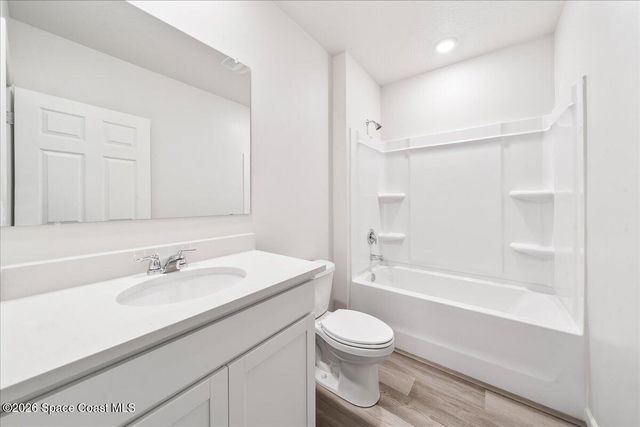 566 Rembrandt Street SE, Palm Bay, FL 32909