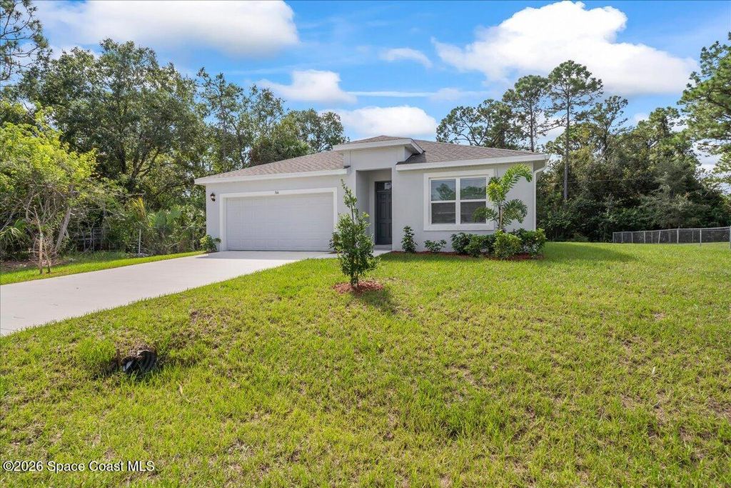 566 Rembrandt Street SE, Palm Bay, FL 32909