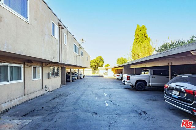 10130 S Inglewood Avenue, Inglewood, CA 90304