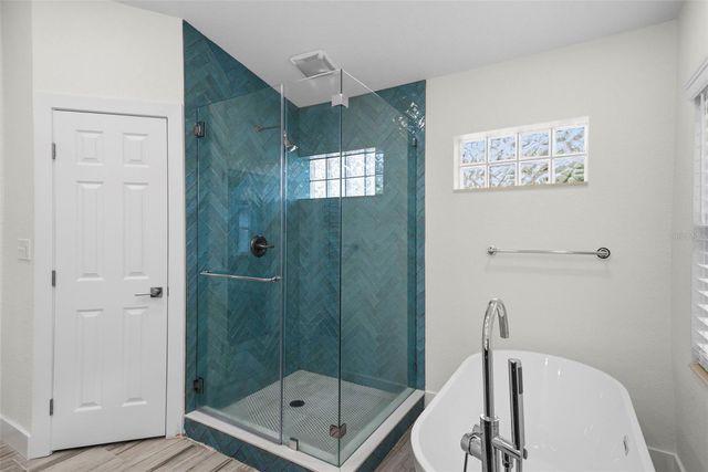 402 ERIE AVENUE, Tampa, FL 33606