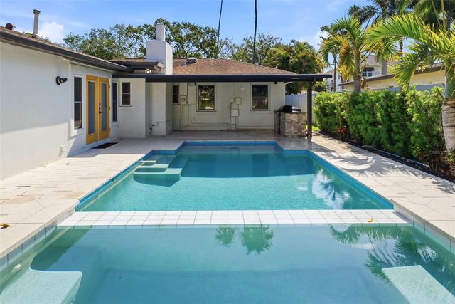 402 ERIE AVENUE, Tampa, FL 33606