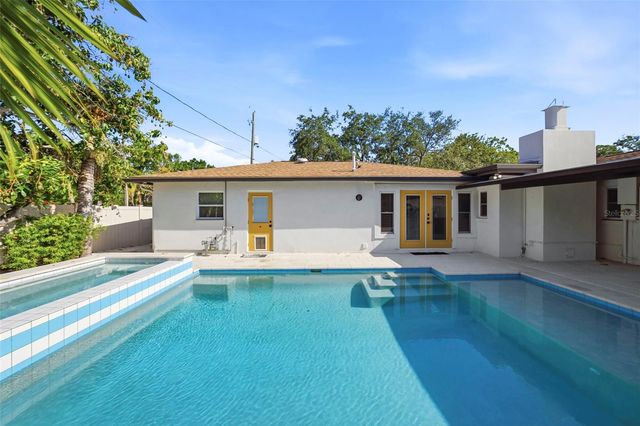 402 ERIE AVENUE, Tampa, FL 33606