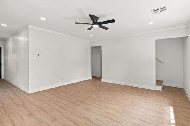 3931 Tiffany Drive, Houston, TX 77045