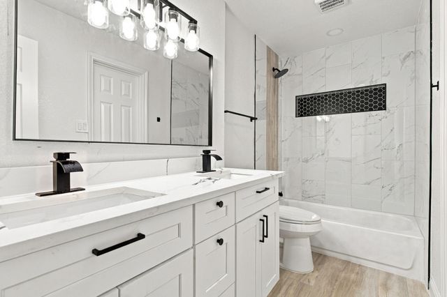 3931 Tiffany Drive, Houston, TX 77045