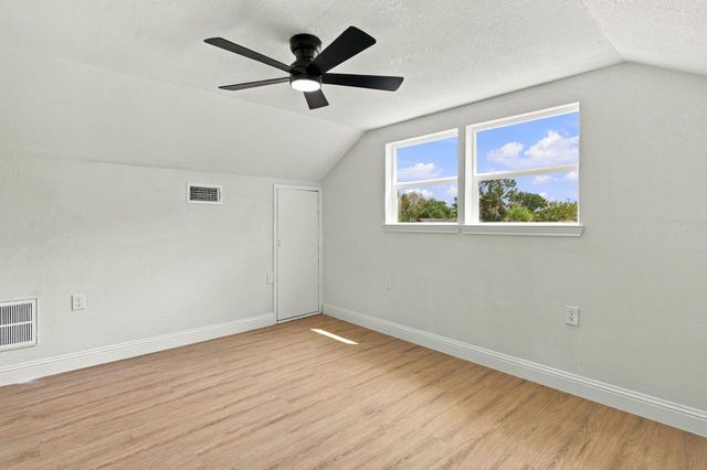 3931 Tiffany Drive, Houston, TX 77045
