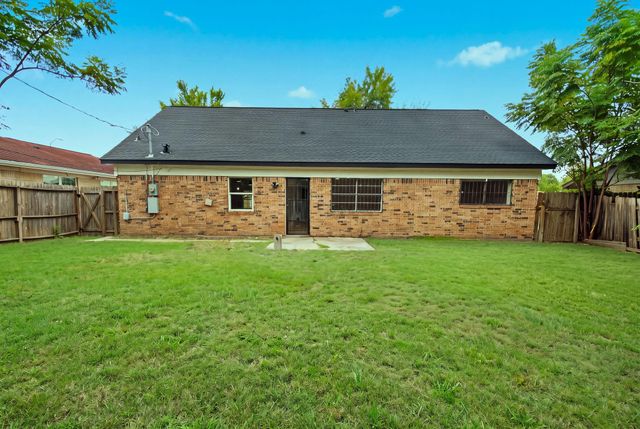 3931 Tiffany Drive, Houston, TX 77045