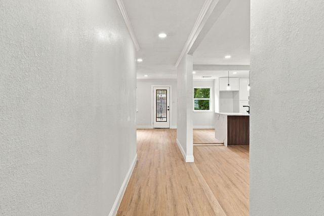 3931 Tiffany Drive, Houston, TX 77045
