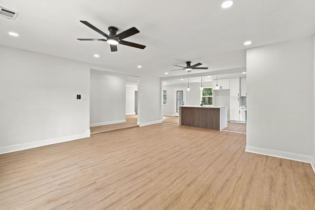 3931 Tiffany Drive, Houston, TX 77045