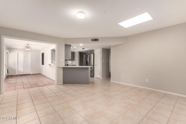 1833 W CITRUS Way, Phoenix, AZ 85015