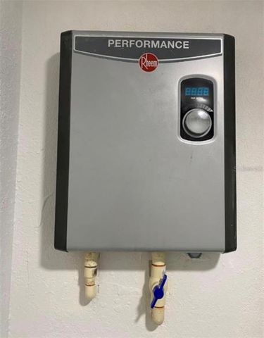 4803 GUARDIAN AVENUE, Holiday, FL 34690