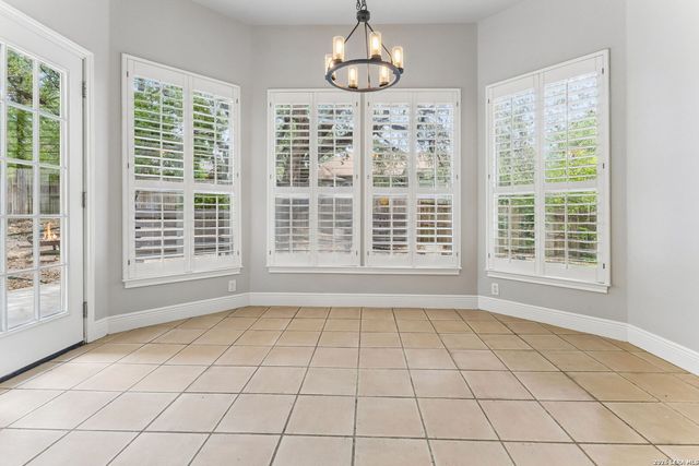 6542 Amber Oak, San Antonio, TX 78249