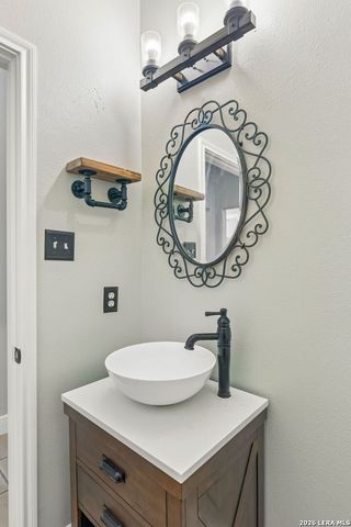 6542 Amber Oak, San Antonio, TX 78249