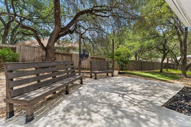 6542 Amber Oak, San Antonio, TX 78249