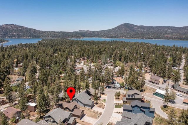 812 Pine Meadow Court, Big Bear Lake, CA 92315