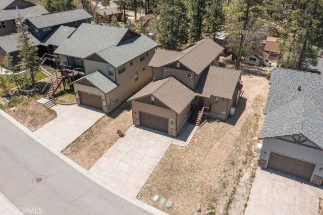 812 Pine Meadow Court, Big Bear Lake, CA 92315