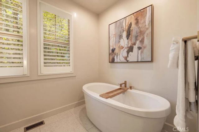 812 Pine Meadow Court, Big Bear Lake, CA 92315