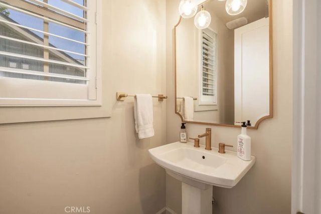 812 Pine Meadow Court, Big Bear Lake, CA 92315