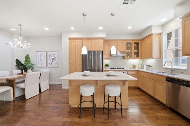 2210 Mendocino Lane, San Jose, CA 95124