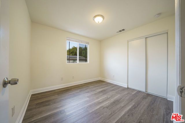 154 E 84th Place 154, Los Angeles, CA 90003