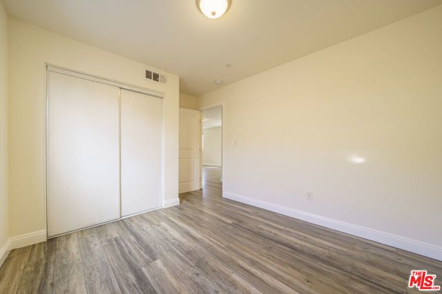 154 E 84th Place 154, Los Angeles, CA 90003