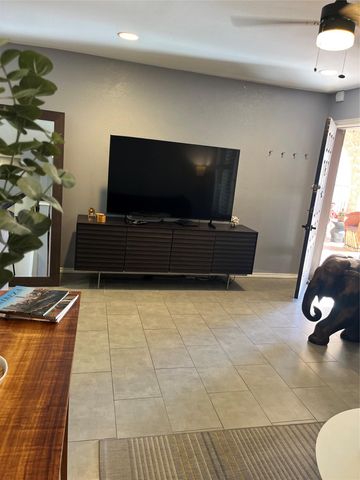 505 W 7th ST 109, Austin, TX 78701