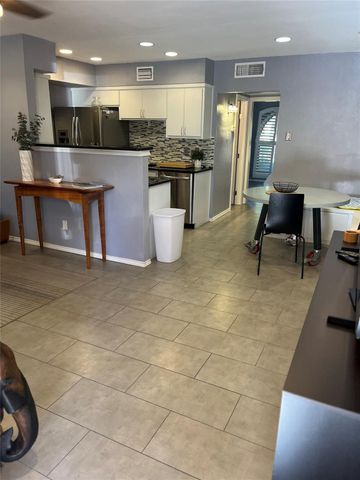 505 W 7th ST 109, Austin, TX 78701