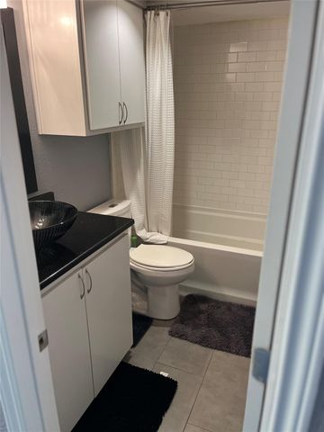 505 W 7th ST 109, Austin, TX 78701