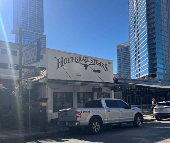 505 W 7th ST 109, Austin, TX 78701