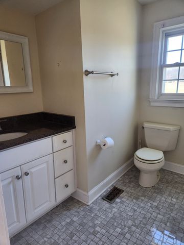 1353 Highway 70, Kingston Springs, TN 37082