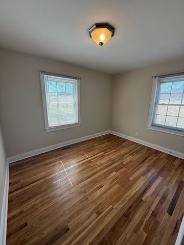 1353 Highway 70, Kingston Springs, TN 37082