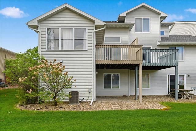 4590 Widgeon Court, Marion, IA 52302