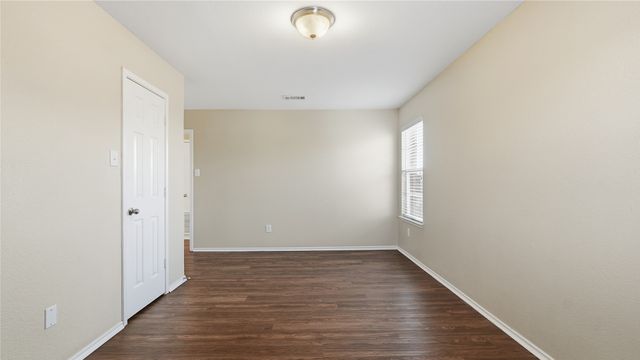 210 Dartmouth Drive, Forney, TX 75126