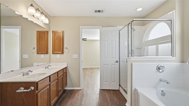 210 Dartmouth Drive, Forney, TX 75126