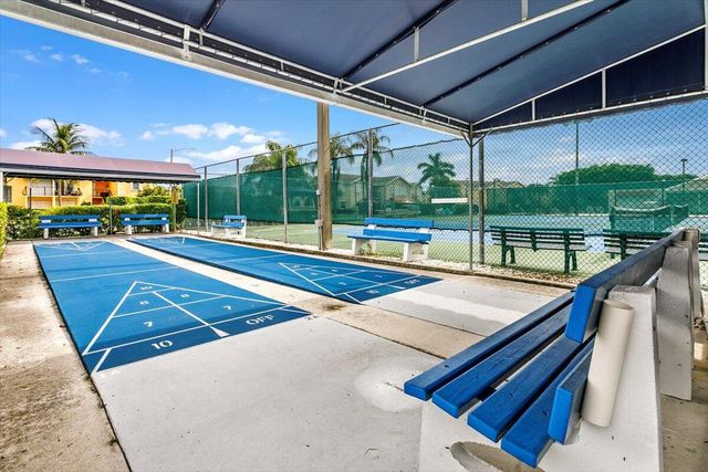 700 Waterside Drive, Hypoluxo, FL 33462