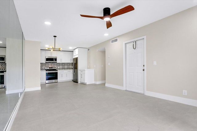 700 Waterside Drive, Hypoluxo, FL 33462