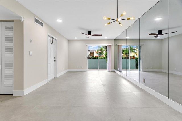 700 Waterside Drive, Hypoluxo, FL 33462