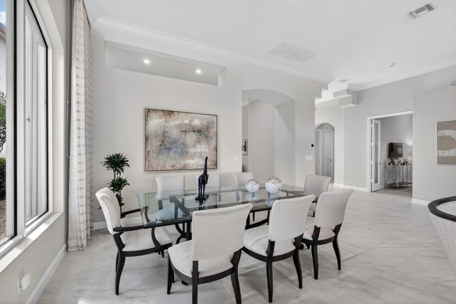 131 Porto Vecchio Way, Palm Beach Gardens, FL 33418