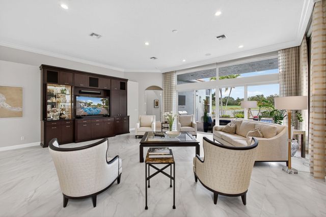 131 Porto Vecchio Way, Palm Beach Gardens, FL 33418