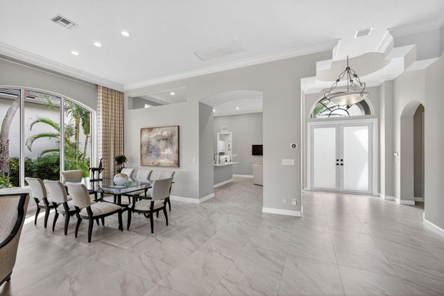 131 Porto Vecchio Way, Palm Beach Gardens, FL 33418