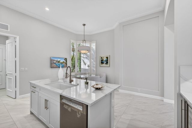 131 Porto Vecchio Way, Palm Beach Gardens, FL 33418