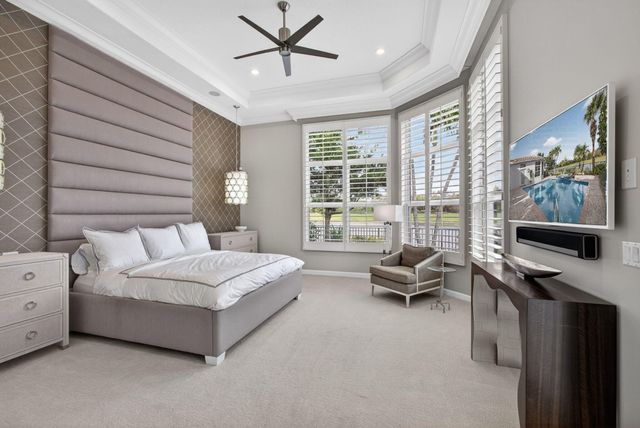 131 Porto Vecchio Way, Palm Beach Gardens, FL 33418