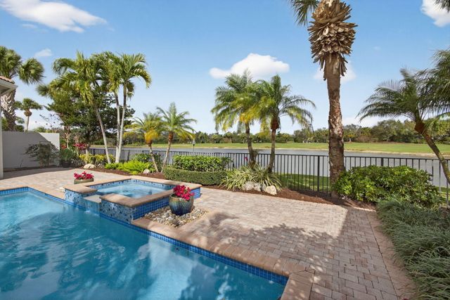 131 Porto Vecchio Way, Palm Beach Gardens, FL 33418