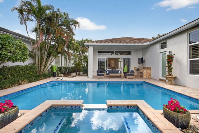 131 Porto Vecchio Way, Palm Beach Gardens, FL 33418