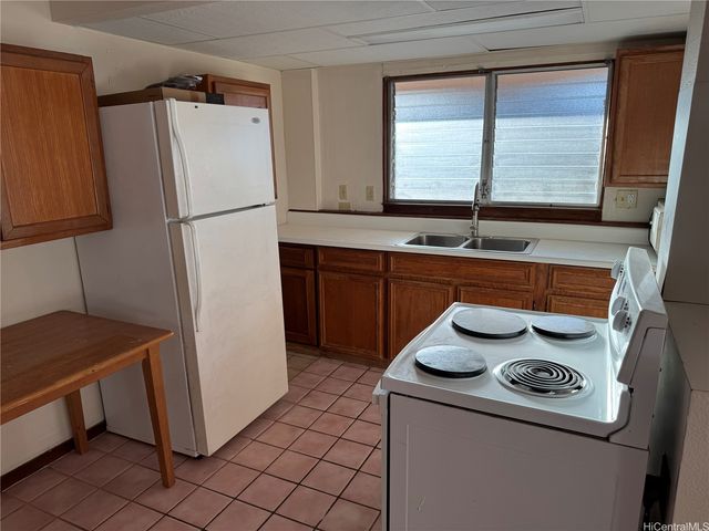 98-716 Naalii Street, Aiea, HI 96701