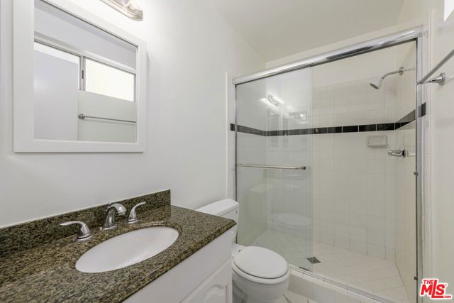 2803 Arizona Avenue 8, Santa Monica, CA 90404