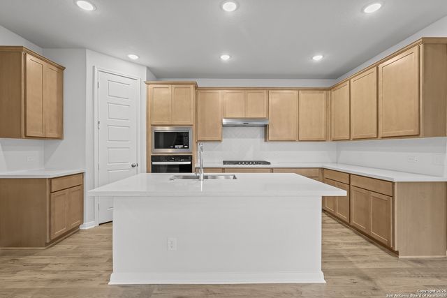 419 Field Fox, Cibolo, TX 78108