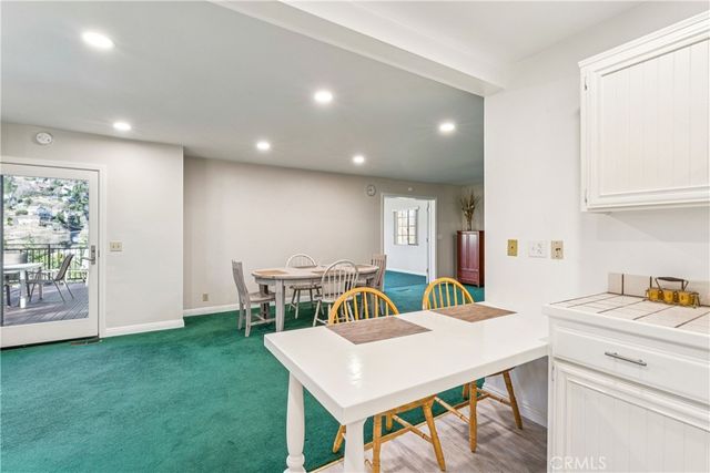 965 Sandalwood Drive, Lake Arrowhead, CA 92352