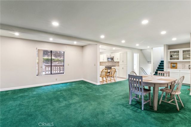 965 Sandalwood Drive, Lake Arrowhead, CA 92352