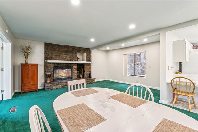 965 Sandalwood Drive, Lake Arrowhead, CA 92352