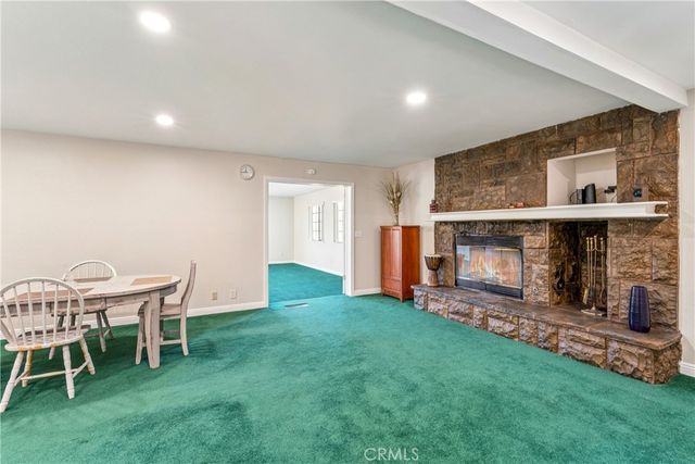 965 Sandalwood Drive, Lake Arrowhead, CA 92352